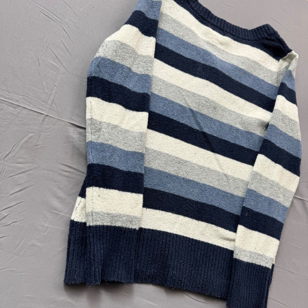 St Johns Bay Womens Blue Striped V-Neck Henley Knit Sweater Small - Picture 3 of 6